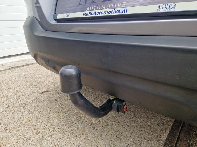 Citroen C4 CACTUS 1.2 110PK Business NL Auto | Dealer. onderh. | Trekhaak | Carplay| Parkeersensoren |