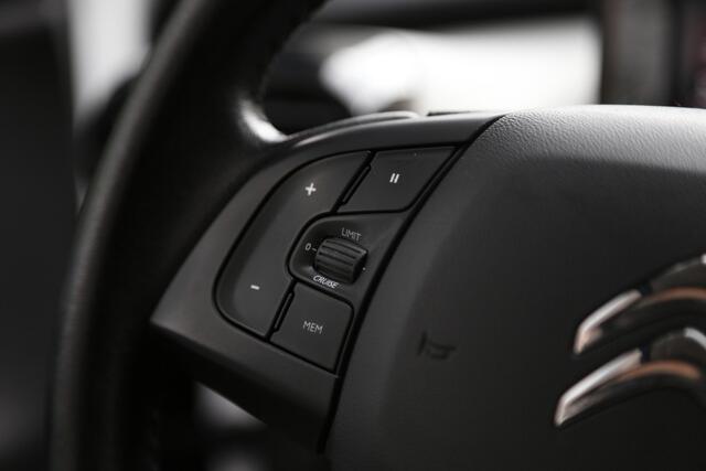 Citroen C4 CACTUS 1.2 PureTech Shine Navi Camera