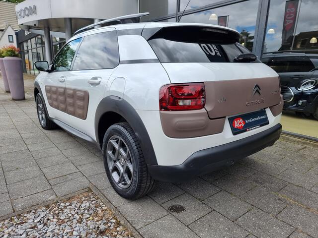 Citroen C4 CACTUS 1.2 PureTech Shine