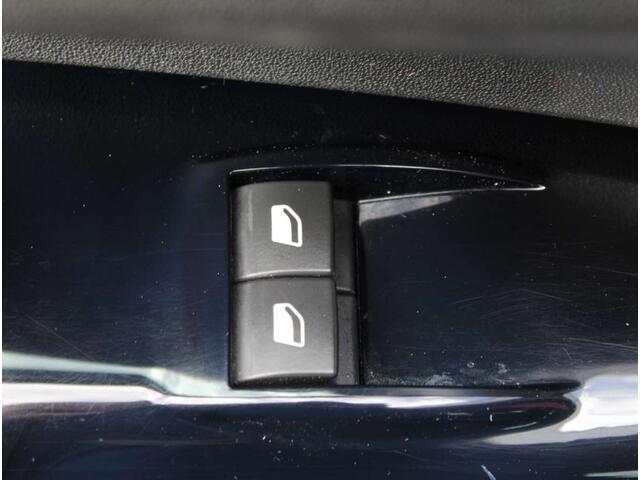 Citroen C4 CACTUS 1.2 PureTech Business Airco/Cruise/Nav
