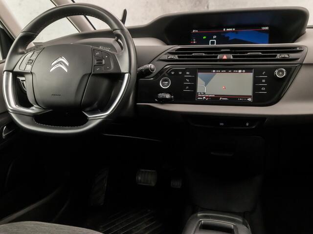 Citroen C4 PICASSO 1.2 PureTech Sport Automaat (APPLE CARPLAY, NAVIGATIE, CAMERA, SPORTSTOELEN, LM VELGEN, CRUISE, PARKEERSENSOREN, NIEUWSTAAT)