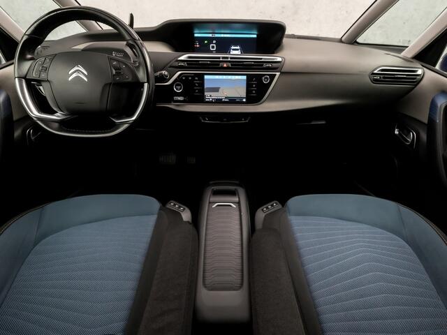 Citroen C4 PICASSO 1.2 PureTech Sport Automaat (APPLE CARPLAY, GROOT NAVI, TREKHAAK, ELEK ACHTERKLEP, SPORTSTOELEN, GETINT GLAS, PARKEER ASSISTENT, CRUISE, NIEUWE APK, NIEUWSTAAT)