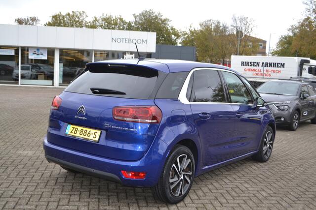 Citroen C4 PICASSO 1.2 PureTech Shine I NAVIGATIE I 5 APARTE STOELEN I ACHTERUITRIJCAMERA I KEYLESS ENTRY & START I 130 PK I L.M. WIELEN I METALLIC KLEUR I PANORAMA VOORRUIT I