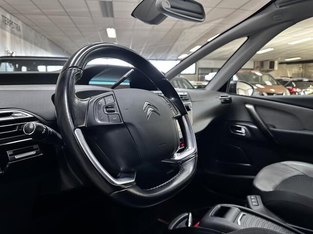Citroen C4 PICASSO 1.6 THP Shine /165PK! /AUTOMAAT! /Trekhaak! /Camera /Keyless /Apple + Android /DAB+! /Pano Voorraam /Climat /Cruise /Elek. pakket /Bluetooth /AUX & USB /Regensensor /17"LMV /Extra getint glas /PDC V+A.