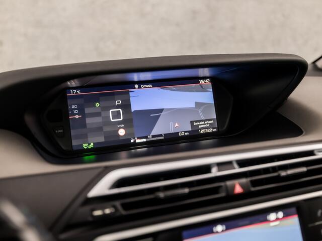 Citroen C4 PICASSO 1.2 PureTech Sport Automaat (PANORAMADAK, APPLE CARPLAY, GROOT NAVI, CAMERA, KEYLESS, SPORTSTOELEN, GETINT GLAS, TREKHAAK, LM VELGEN, LED KOPLAMPEN, NIEUWE APK, NIEUWSTAAT)
