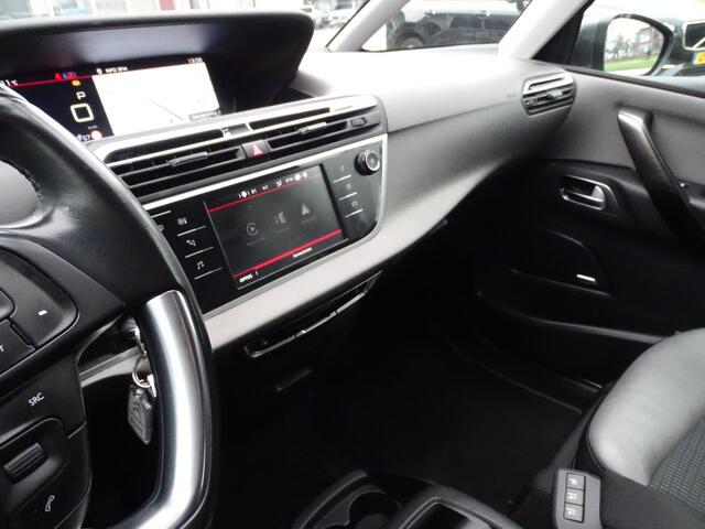 Citroen C4 PICASSO 1.2 PureTech Shine Automaat | Camera | trekhaak