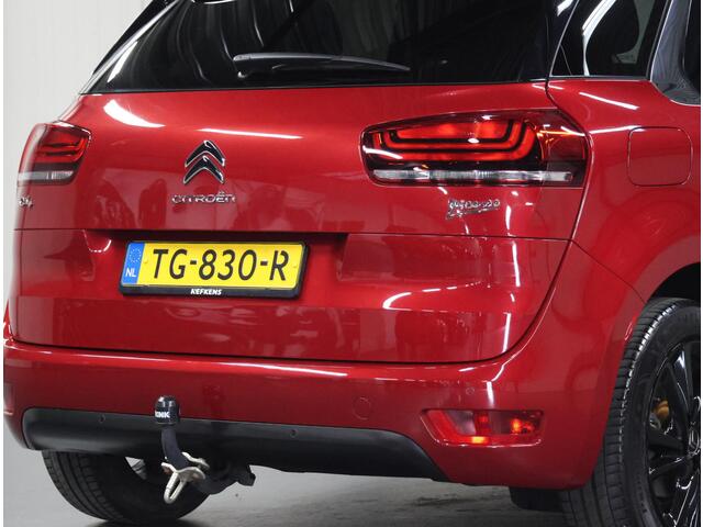 Citroen C4 PICASSO 1.2 130PK Selection | 1ste eigenaar | Trekhaak | AppleCarplay/Android Auto | Armsteun | Cruise Control | Climate Control | Navigatie | Isofix | Privacy Glass |