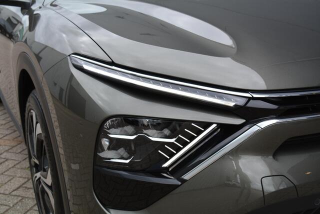 Citroen C5 X 130pk Automaat Business Plus | Leder | Navigatie | Apple Carplay/Android Auto| Achteruitrijcamera | Voorruitverwarming | Stuurwielverwarming
