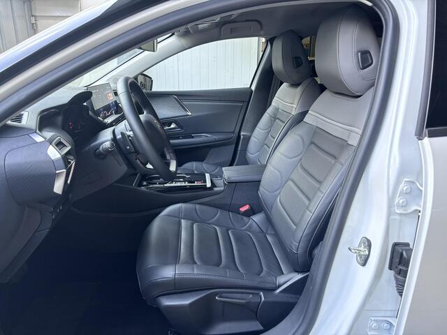 Citroen C5 X Shine 1.2 PureTech 130pk EAT8 AUTOMAAT | NAVI | LEDER | DAKRAILS | ADAPTIVE CRUISE | KEYLESS | CAMERA | 19" LM-VELGEN | STOEL + STUUR + VOORRUITVERW. | CLIMA |