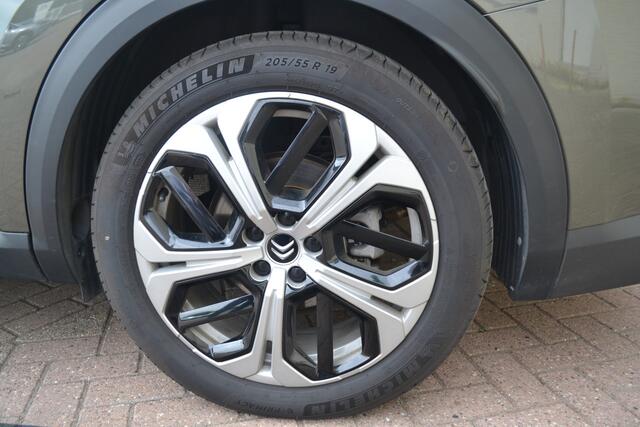 Citroen C5 X 1.6 PHEV | BUSINESS | NAVI | 19'' VELGEN | PARKEERHULP |