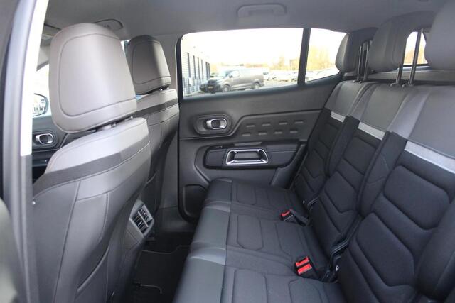 Citroen C5 Aircross 1.6 225PK PLUG-IN HYBRID C-SERIES | NAVIGATIE | ACHTERUITRIJ CAMERA | DODEHOEKDETECTIE | APPLE CARPLAY/ANDROID AUTO | CLIMATE CONTROL | DAB RADIO | CRUISE CONTROL | VERSTELBARE ACHTERSTOELEN | LANE-ASSIST | NIEUWE AUTO! |