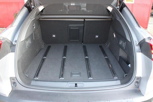 Citroen C5 X 1.6 Plug-in Hybrid 225PK MAX | ELEKTRISCH BEDIENBARE VOORSTOELEN | HEAD UP DISPLAY | STOEL/STUUR VERWARMING | ADAPTIVE CRUISE CONTROL | LED KOPLAMPEN | DRAADLOZE APPLE CARPLAY/ANDROID AUTO | 19" LICHTMETALEN VELGEN | ALL SEASON BANDEN | DRAADLOZE TELEFO