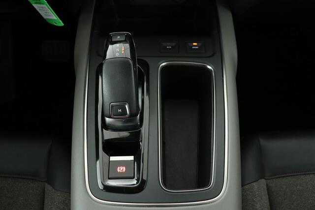 Citroen C5 Aircross 1.6 PureTech Business | Carplay | Camera | Navigatie | Digital Cockpit | Climate control | PDC | Cruise control | Dodehoek detectie