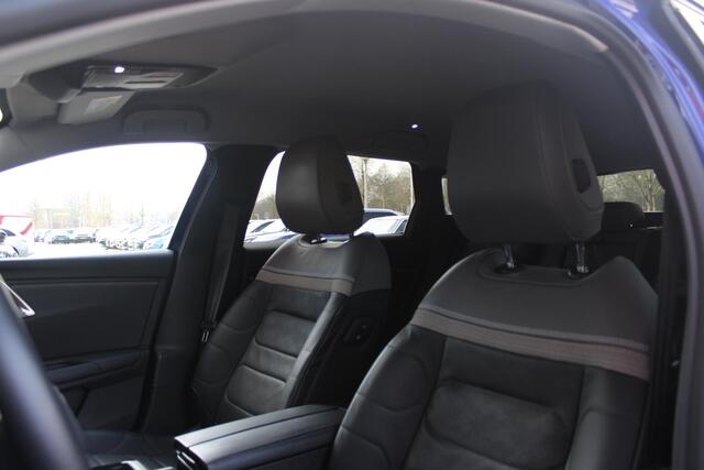 Citroen C5 X 1.6 Plug-in 225PK Hybrid BUSINESS PLUS | HEAD UP DISPLAY | ELEKTRISCH BEDIENBARE VOORSTOELEN MET GEHEUGENFUNSCTIE | KEYLESS ENTRY/START | ACHTERUITRIJ CAMERA | LEDEREN BEKLEDING | AFNEEMBARE TREKHAAK | DODEHOEK DETECTIE | STOEL/STUUR VERWARMING | DRAADL