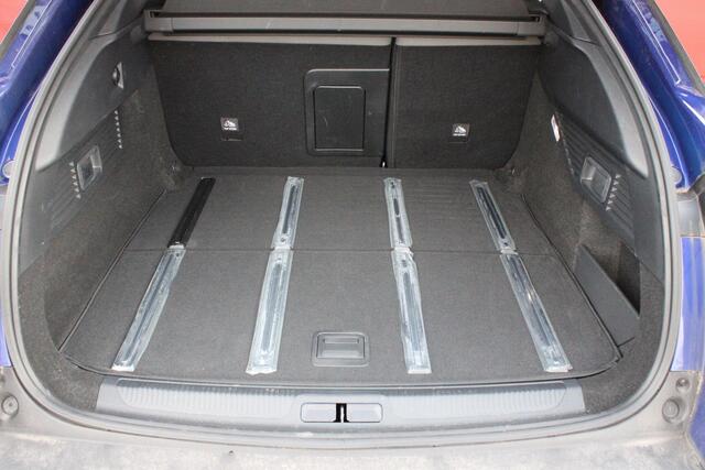 Citroen C5 X 1.6 Plug-in 225PK Hybrid BUSINESS PLUS | HEAD UP DISPLAY | ELEKTRISCH BEDIENBARE VOORSTOELEN MET GEHEUGENFUNSCTIE | KEYLESS ENTRY/START | ACHTERUITRIJ CAMERA | LEDEREN BEKLEDING | AFNEEMBARE TREKHAAK | DODEHOEK DETECTIE | STOEL/STUUR VERWARMING | DRAADL