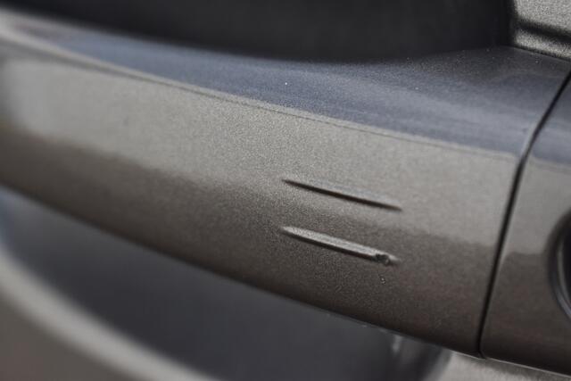 Citroen C5 Aircross PureTech 130 Feel | Panorama dak | Navi | Airco | Keyless | - Zeer compleet |