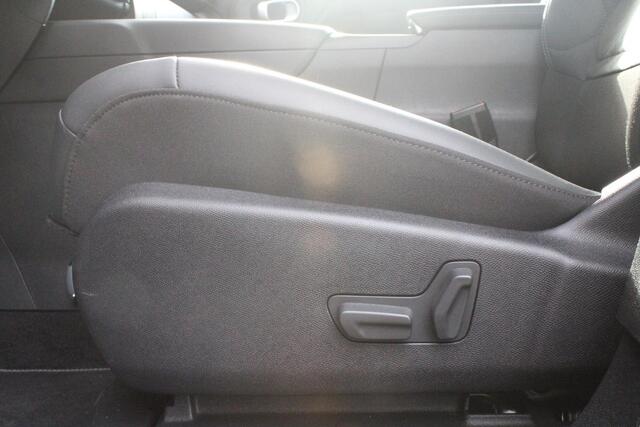 Citroen C5 Aircross 1.2 136PK AUTOMAAT Hybrid ë-SERIES | ELEKTRISCH BEDIENBARE BESTUURDERSSTOEL | APPLE CARPLAY/ANDROID AUTO | NAVIGATIE | FULL LED KOPLAMPEN | CLIMATE CONTROL | DAB+ RADIO | 19" LICHTMETALEN VELGEN | KEYLESS ENTRY/START | DODEHOEK DETECTIE | ADAPTIV