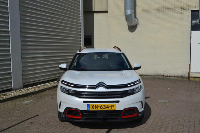 Citroen C5 Aircross 1.6 PureTech Feel I AUTOMAAT I 180PK I NAVIGATIE I ACHTERUITRIJCAMERA I AFKOPPELBARETREKHAAK I LUXE STOFFEN BEKLEDING I PARKEERSENSOREN VOOR & ACHTER I