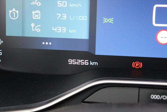 Citroen C5 Aircross 1.6 Plug-in 225PK Hybrid BUSINESS | NAVIGATIE | APPLE CARPLAY/ANDROID AUTO | KEYLESS ENTRY/START | LED KOPLAMPEN | DODEHOEK DETECTIE | LICHTMETALEN VELGEN 18" | CLIMATE CONTROL | NAVIGATIE | PARKEERSENSOREN VOOR EN ACHTER |