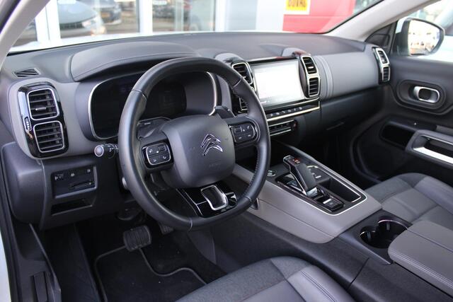 Citroen C5 Aircross 1.6 Plug-in 225PK Hybrid BUSINESS | NAVIGATIE | APPLE CARPLAY/ANDROID AUTO | KEYLESS ENTRY/START | LED KOPLAMPEN | DODEHOEK DETECTIE | LICHTMETALEN VELGEN 18" | CLIMATE CONTROL | NAVIGATIE | PARKEERSENSOREN VOOR EN ACHTER | ALL SEASON BANDEN | GE