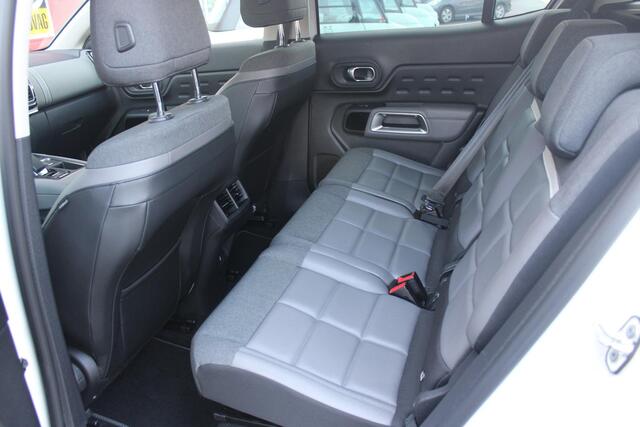 Citroen C5 Aircross 1.6 Plug-in 225PK Hybrid BUSINESS | NAVIGATIE | APPLE CARPLAY/ANDROID AUTO | KEYLESS ENTRY/START | LED KOPLAMPEN | DODEHOEK DETECTIE | LICHTMETALEN VELGEN 18" | CLIMATE CONTROL | NAVIGATIE | PARKEERSENSOREN VOOR EN ACHTER | ALL SEASON BANDEN | GE