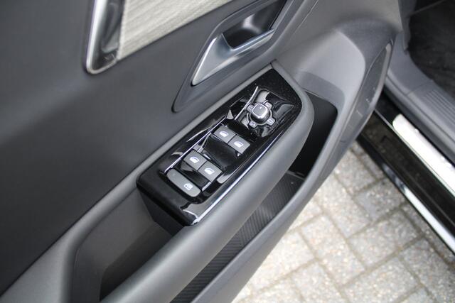 Citroen C5 X 1.6 Plug-in Hybrid Shine Cruise/Climate control, Camera, Apple carplay/Android auto, Schuif/kanteldak,