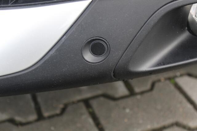 Citroen C5 Aircross 1.6 Plug-in Hybrid 225 Business Plus | Incl. 12 maanden garantie | Trekhaak | Parkeersensoren | Achteruitrijcamera | Lichtmetalen velgen | Climate control | Airco | Apple carplay/Android auto | Navigatie | Adaptive cruise control |