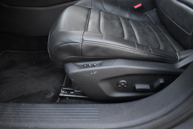 Citroen C5 X Plug-in Hybrid 225pk Business Plus EAT8 Automaat | 1e eigenaar | Navigatie | Airco ECC | Adaptieve Cruise | Head Up Display | Stoelverw | Afn Trekhaak | Carplay & Android auto | | Zwart Lederen Bekleding | Elektrisch Verstelbare Voorstoelen met geheugen