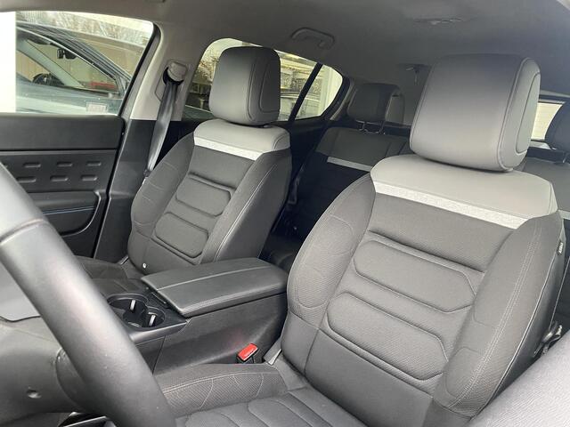 Citroen C5 Aircross 1.2T 130pk C-Series | Comfort Seats | PHC Vering | Achteruitrijcamera | Navigatie | PDC | Privacy Glass | Dodehoek detectie