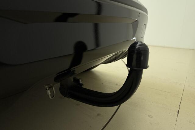 Citroen C5 Aircross 1.6 PureTech Business Plus Trekhaak l Camera l Elektrische Kofferbak l Stoelverwarming l Climate Control l DAB l LED l Apple Carplay & Android Auto l Draadloze Telefoonlader l Keyless l Lichtmetalen Velgen