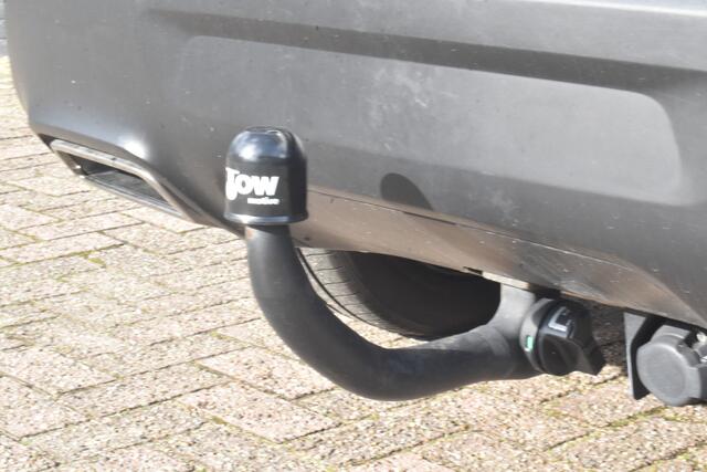 Citroen C5 Aircross Plug-in Hybrid 180 EAT8 Plus Automaat | Trekhaak | Navigatie | Airco | PArkeerhulp V+A | | SOH 97% |