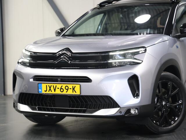 Citroen C5 Aircross 1.6 Plug-in Hybrid 180PK Max | 1ste eigenaar | AppleCarPlay/AndroidAuto | Lederen/Stof Bekleding | Schuifkanteldak | Cruise Control | 360'Camera | Navigatie | Keyless | LED | Isofix | Privacy Glass | Two-tone | Elektrische Achterklep |