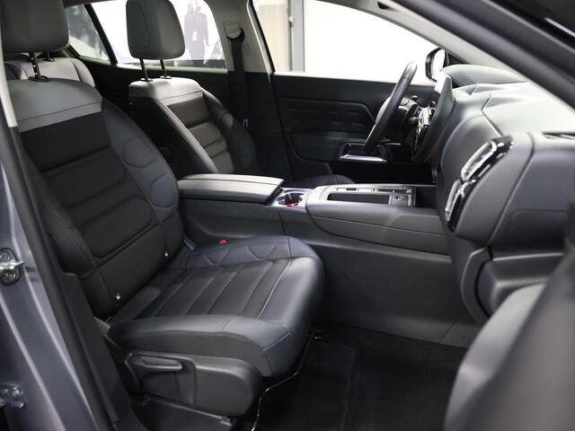 Citroen C5 Aircross 1.6 Plug-in Hybrid 180PK Max | 1ste eigenaar | AppleCarPlay/AndroidAuto | Lederen/Stof Bekleding | Schuifkanteldak | Cruise Control | 360'Camera | Navigatie | Keyless | LED | Isofix | Privacy Glass | Two-tone | Elektrische Achterklep |