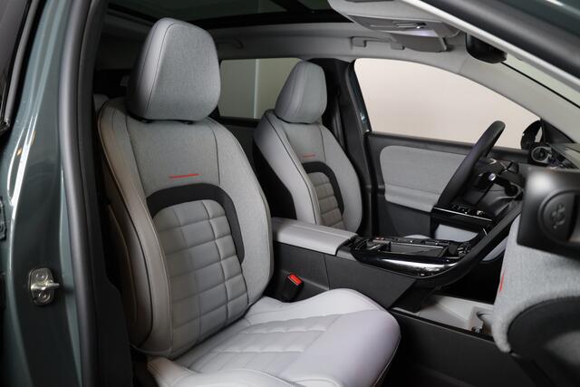 Citroen C5 Aircross Max Comfort Range 73 kWh Panoramadak | Head-up Display | Camera | Massage Apple Carplay / Android auto | Astoria green - Two tone