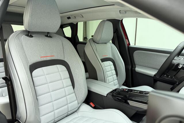 Citroen C5 Aircross Max Comfort Range 73 kWh | Nieuwe auto | 520km Wltp | Elektrisch te verstellen voorstoelen | Stoelverwarming en ventilatie | Stuurverwarming | 20 inch lichtmetalen velgen | Warmtepomp | Panorama dak