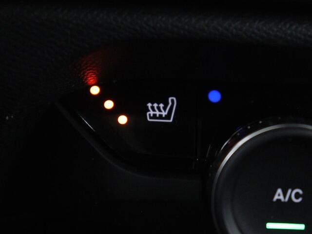 Citroen C5 X 1.6 Plug-in Hybrid 225 Business | SOH 96,6% | Stoelverwarming | Trekhaak | Adaptive cruise | Carplay | Navigatie | Full LED | Keyless | Climate control | PHEV