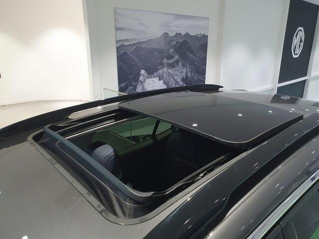 Citroen C5 Aircross 1.6 Plug-in Hybrid Plus 225 Full options | Automaat | Climate Control | Lederen Stoelen Elek. Verstelbaar + Massage | Stoel/Stuur Verwarming | Elek. Schuif/Kantel Dak | Elek. Kofferklep | Full Map Navigatie | Apple Carplay / Android Auto | Parkeersensoren