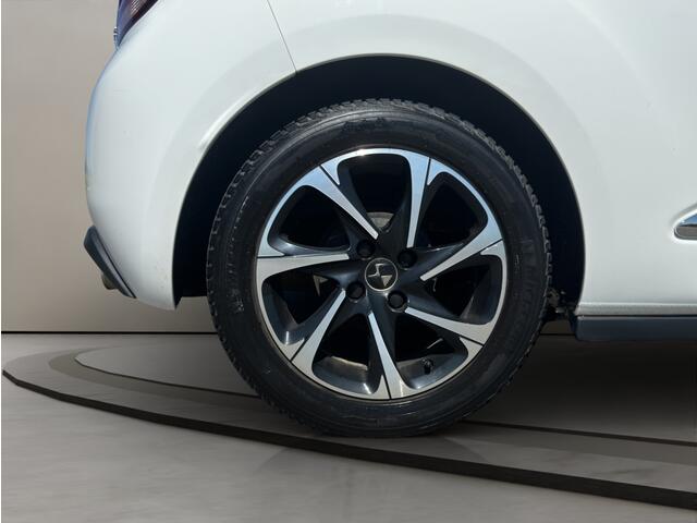 Citroen DS3 1.2 PureTech So Chic 2016 WIT | Airco | Display | Benzine