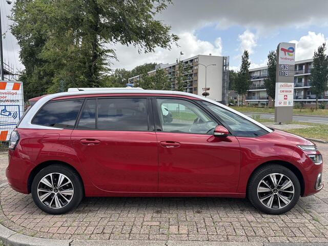 Citroen GRAND C4 PICASSO SpaceTourer 1.2 PureTech Shine Camera/Elektrische klep/Sensoren rondom/Keyless/Riem vervangen/GEEN AFLEVERKOSTEN