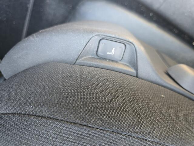 Citroen GRAND C4 PICASSO 1.2 PureTech Shine 7P, Navi, Pano