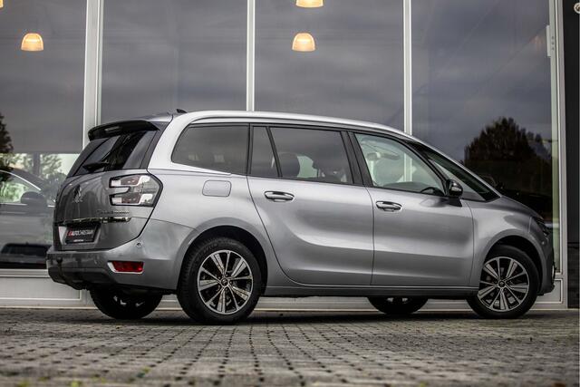 Citroen GRAND C4 PICASSO SpaceTourer 1.2 PureTech Shine 7p. | Camera | Trekhaak | Carplay