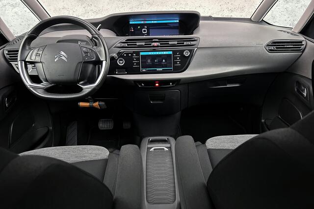 Citroen GRAND C4 PICASSO 1.2 PureTech Feel | Camera | Trekhaak | Cruise control | Apple Carplay