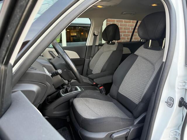 Citroen GRAND C4 PICASSO SpaceTourer 1.2 PureTech Bns 7-persoons TREKHAAK / MASSAGE / CAMERA / STOELV
