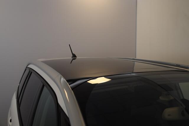 Citroen GRAND C4 PICASSO SpaceTourer PT 180 Shine Automaat-8 Trekhaak | Stoelverwarming | Camera | Navi | Pano dak | 18"