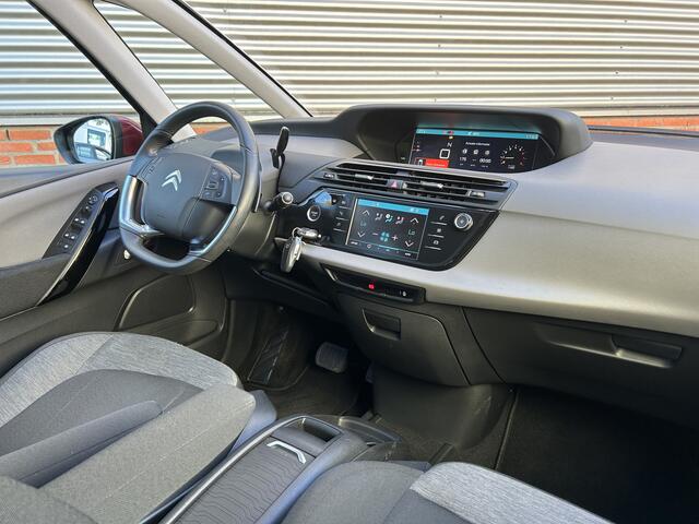 Citroen GRAND C4 PICASSO SpaceTourer 1.2 PureTech Shine | Automaat | 7 zits | Trekhaak | Carplay | Lage kmstand |