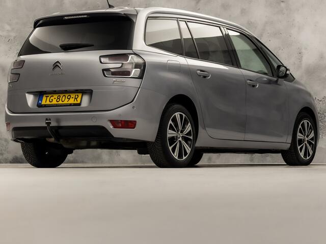 Citroen GRAND C4 PICASSO 1.2 PureTech Sport 7 Persoons Automaat (APPLE CARPLAY, GROOT NAVI, GETINT GLAS, TREKHAAK, SPORTSTOELEN, CAMERA, CRUISE, NIEUWE APK, NIEUWSTAAT)