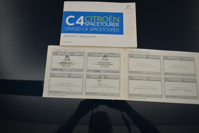 Citroen GRAND C4 PICASSO SpaceTourer 1.2 PureTech Trekhaak Camera 7 Pers Business