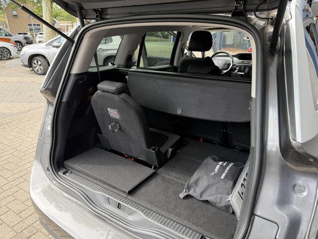Citroen GRAND C4 PICASSO SpaceTourer 1.2 Turbo 130 pk Business | Trekhaak 1150KG | 7-Zitplaatsen | Ruime gezinsauto | Navigatie | LED Verlichting | Keyless Start | Climate Control | Adaptieve Cruise Control | Lichtmetalen Velgen | Camera |