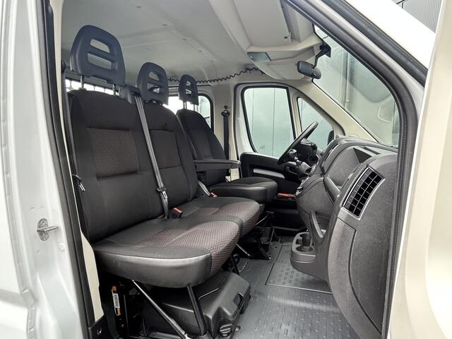 Citroen JUMPER 2.2 140 PK EURO 6 / PICK UP / OPEN LAADBAK / 1e EIG. / 40.591 KM !! / 7 PERS. DUBBEL CABINE / 2.5 TONS TREKHAAK / PARKEER SENSOREN