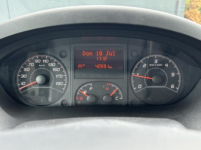 Citroen JUMPER 2.2 140 PK EURO 6 / PICK UP / OPEN LAADBAK / 1e EIG. / 40.591 KM !! / 7 PERS. DUBBEL CABINE / 2.5 TONS TREKHAAK / PARKEER SENSOREN